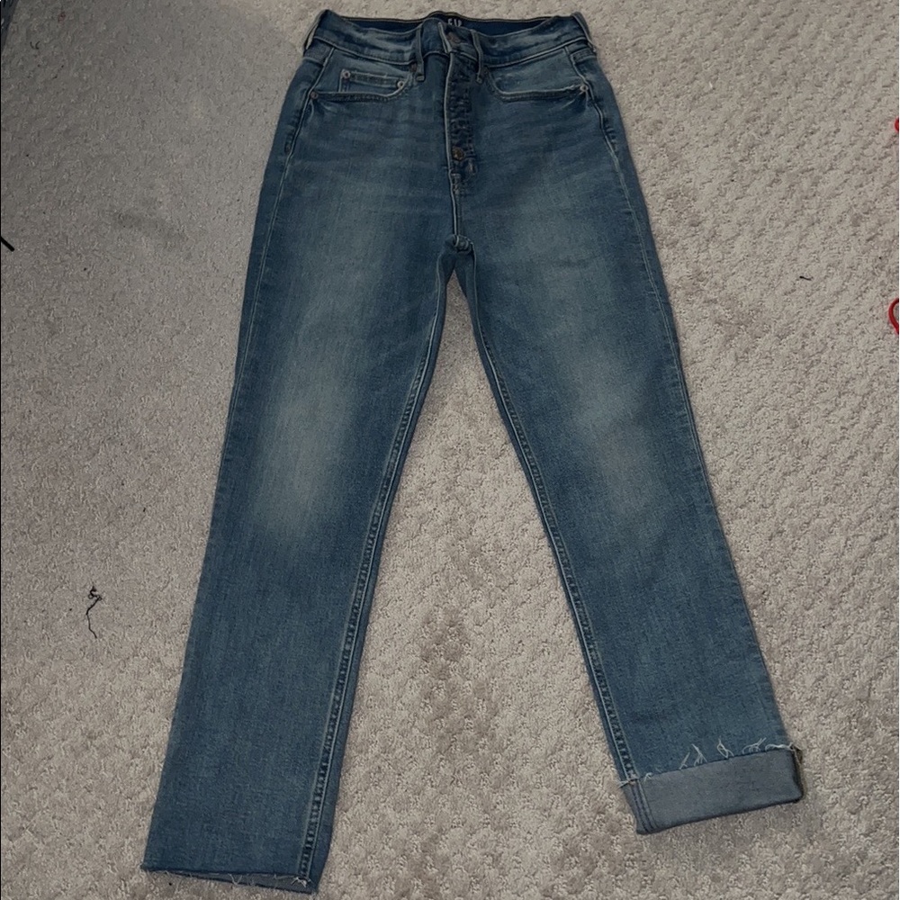 Women’s GAP cigarette jeans